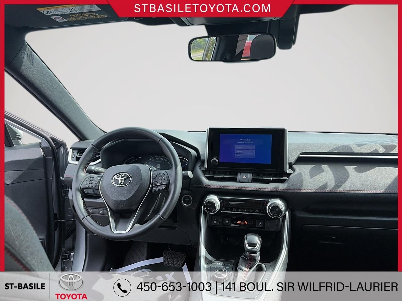 TOYOTA RAV4 PRIME 2024 Ciel argent métallisé Saint-Basile-le-Grand - photo #12