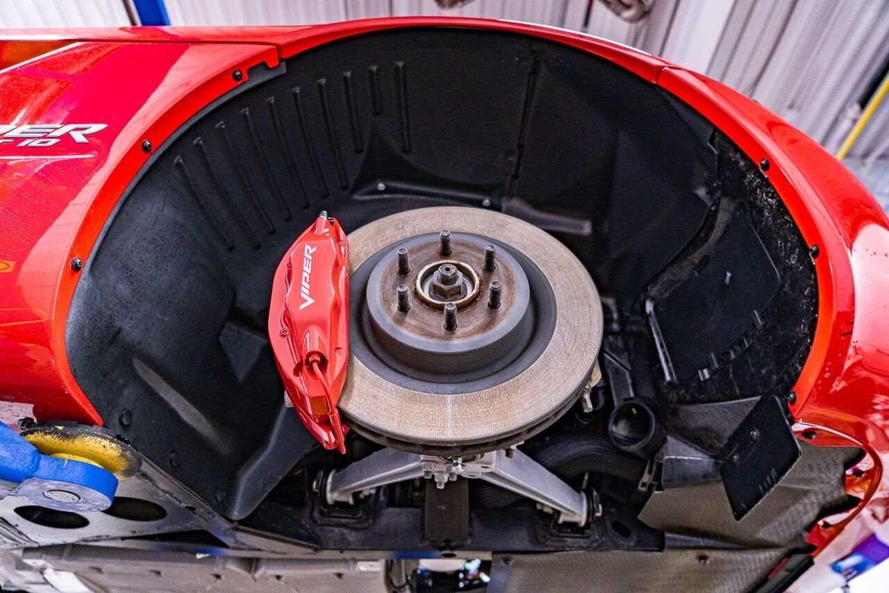 Dodge Viper Clean Title With Only 2,063 km (1,282 Miles) From New 2008 Rouge Montréal - photo #114