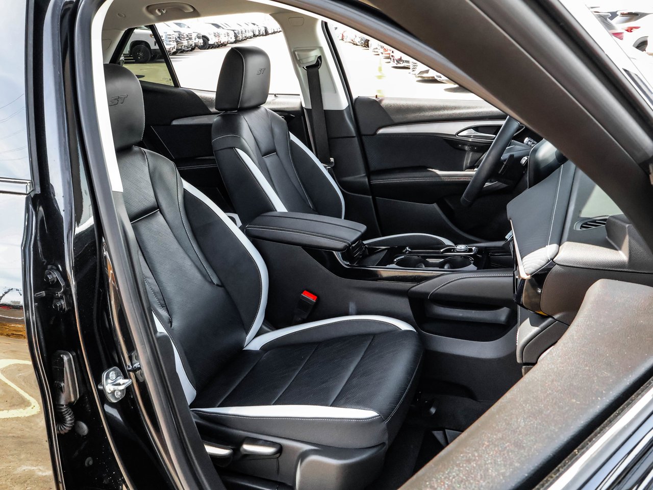2026 Buick Envision AWD 4dr Sport Touring Black Sherwood Park - photo #14