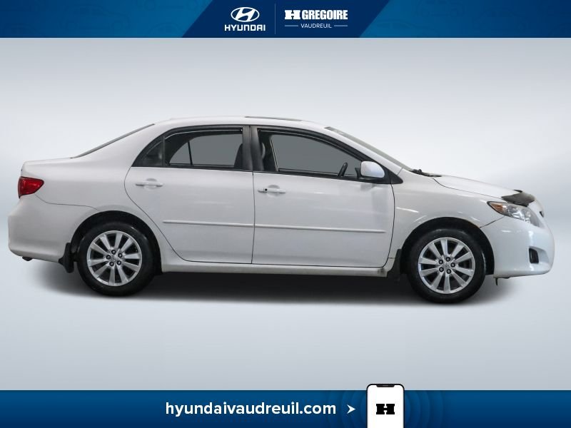 2009 Toyota Corolla White Saint-Eustache - photo #12
