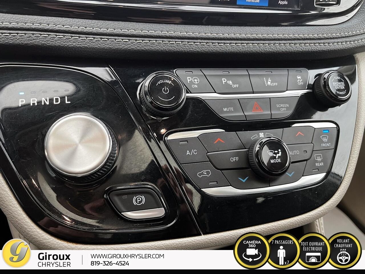2022 Chrysler Pacifica Hybrid White Sainte-Agathe-des-Monts - photo #18