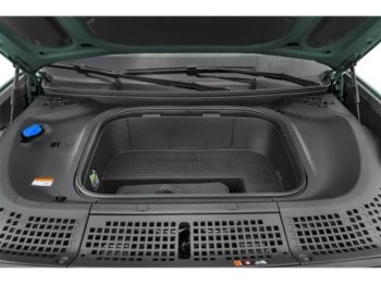 Hyundai IONIQ 9 Preferred +