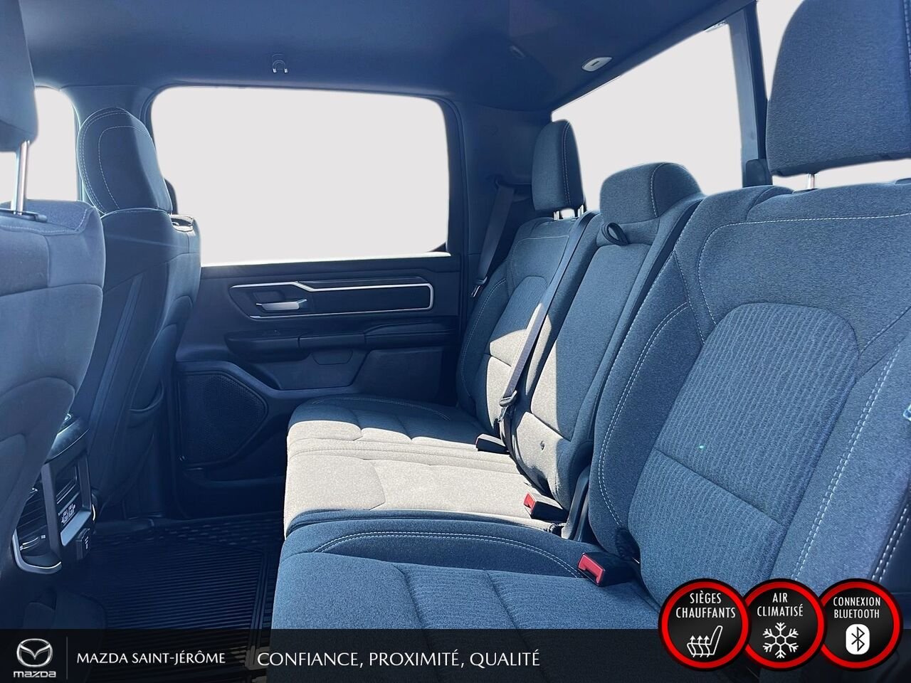 2020 Ram 1500 Grey Saint-Jérôme - photo #21