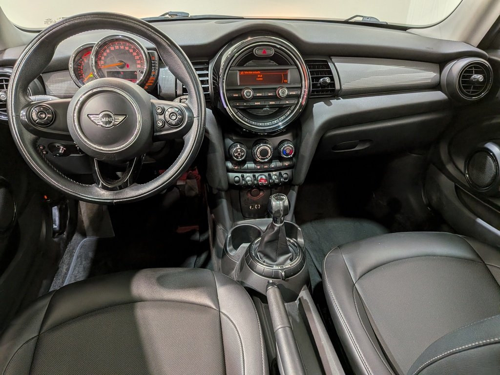 MINI Cooper Hardtop 3dr HB 2015 Bleu Val-David - photo #24