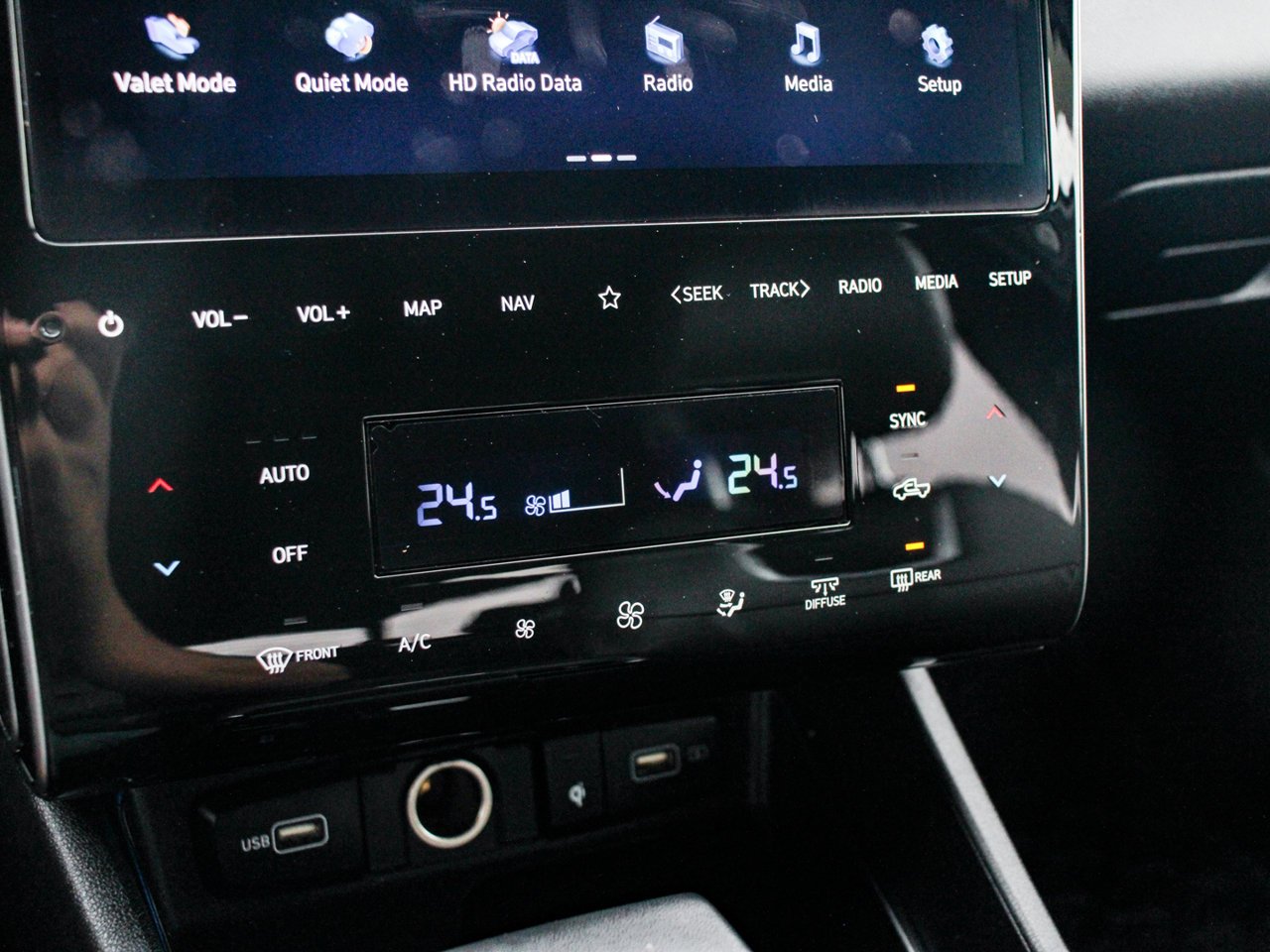 2024 Hyundai Santa Cruz Ultimate AWD White Sherwood Park - photo #24
