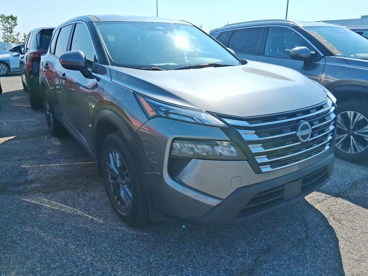 2021 Nissan Rogue S Grey Québec - photo #0
