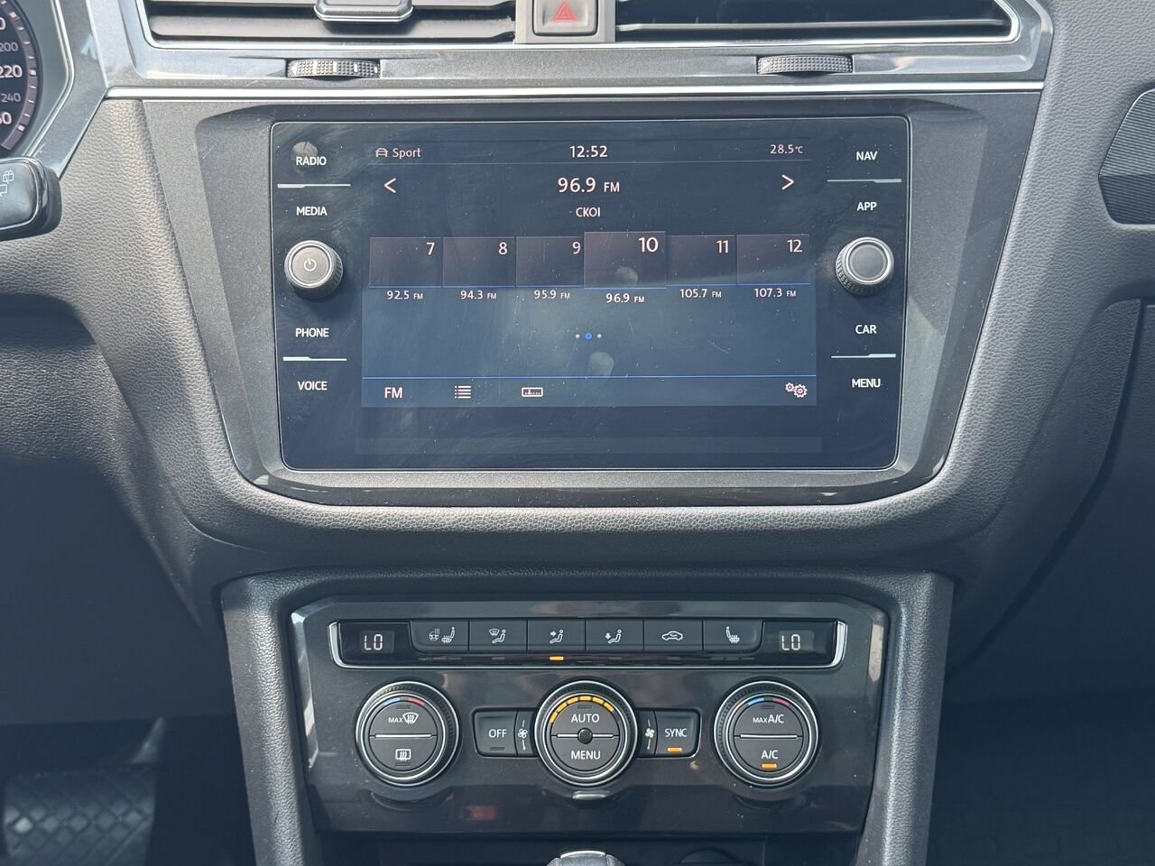 2018 Volkswagen Tiguan Highline Black Granby - photo #21