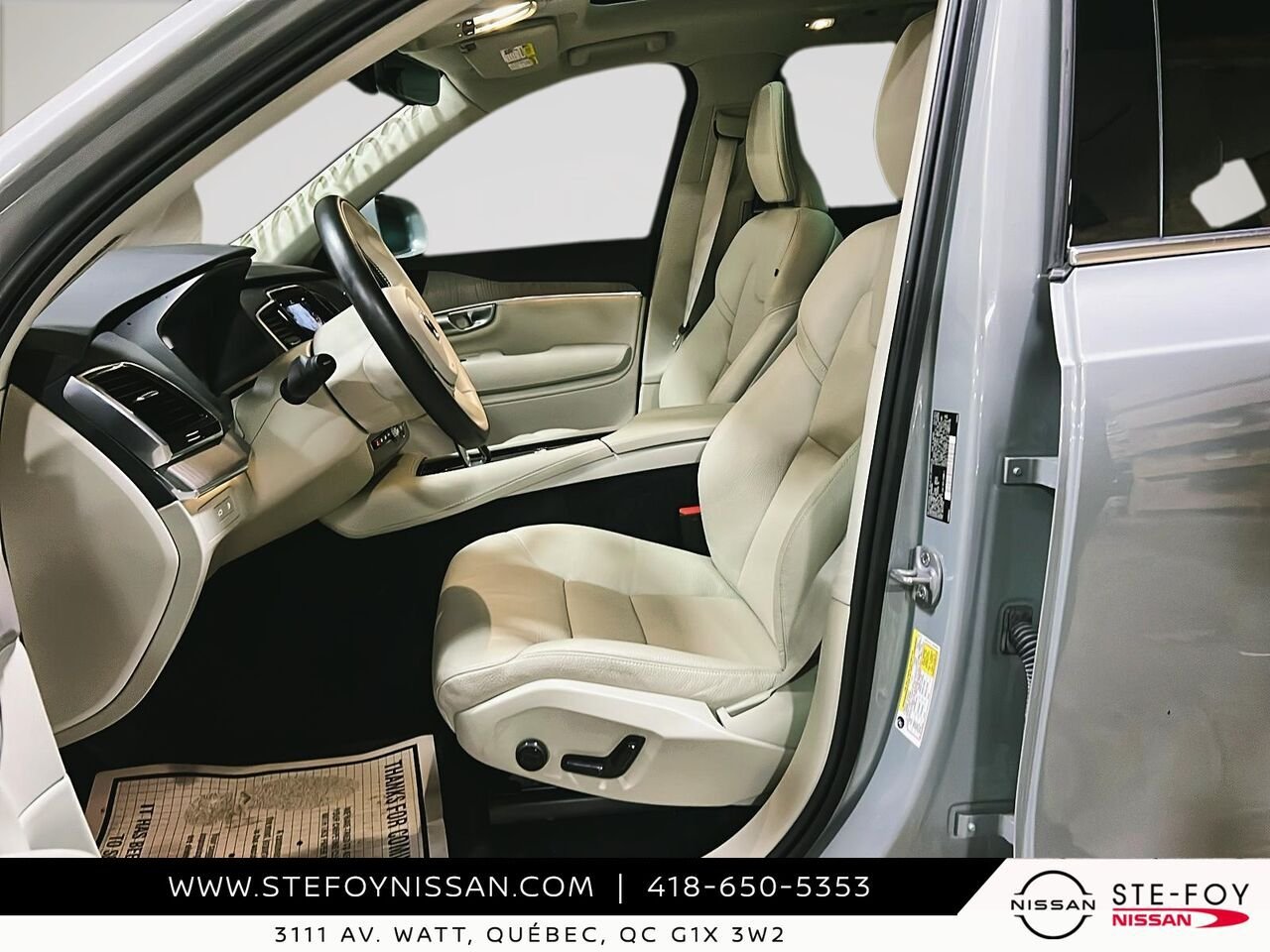 Volvo XC90 Recharge PLUS BRIGHT THEME PHEV 2024 Gris Ste-Foy - photo #8