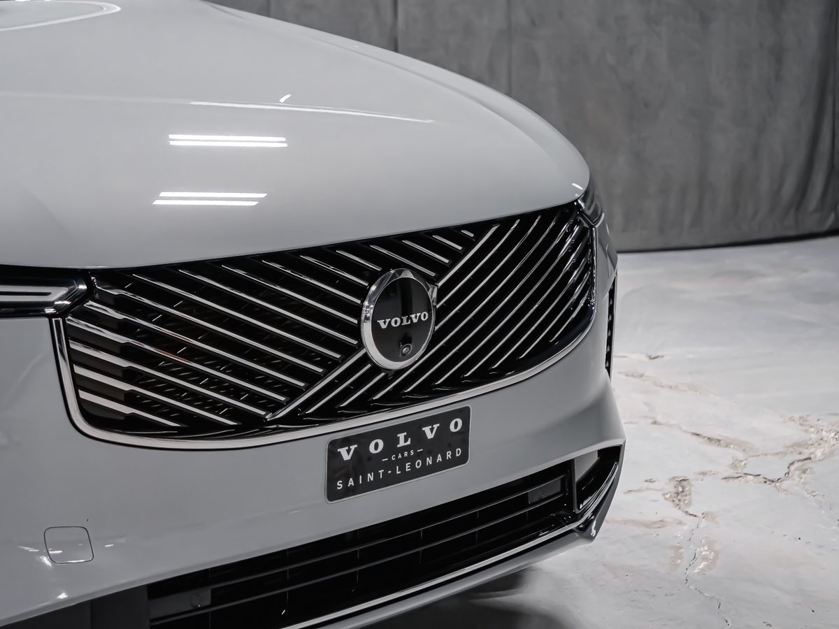 2026 Volvo XC90 B6 ULTRA BRIGHT HARMAN KARDON AFFICH. TÊTE HAUTE Grey Montreal - photo #14