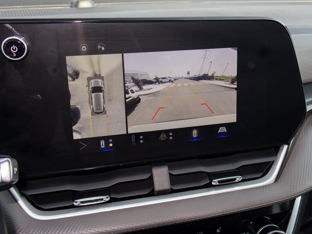 2025 Chevrolet Equinox AWD 4dr LT w/2LT Green Sherwood Park - photo #27