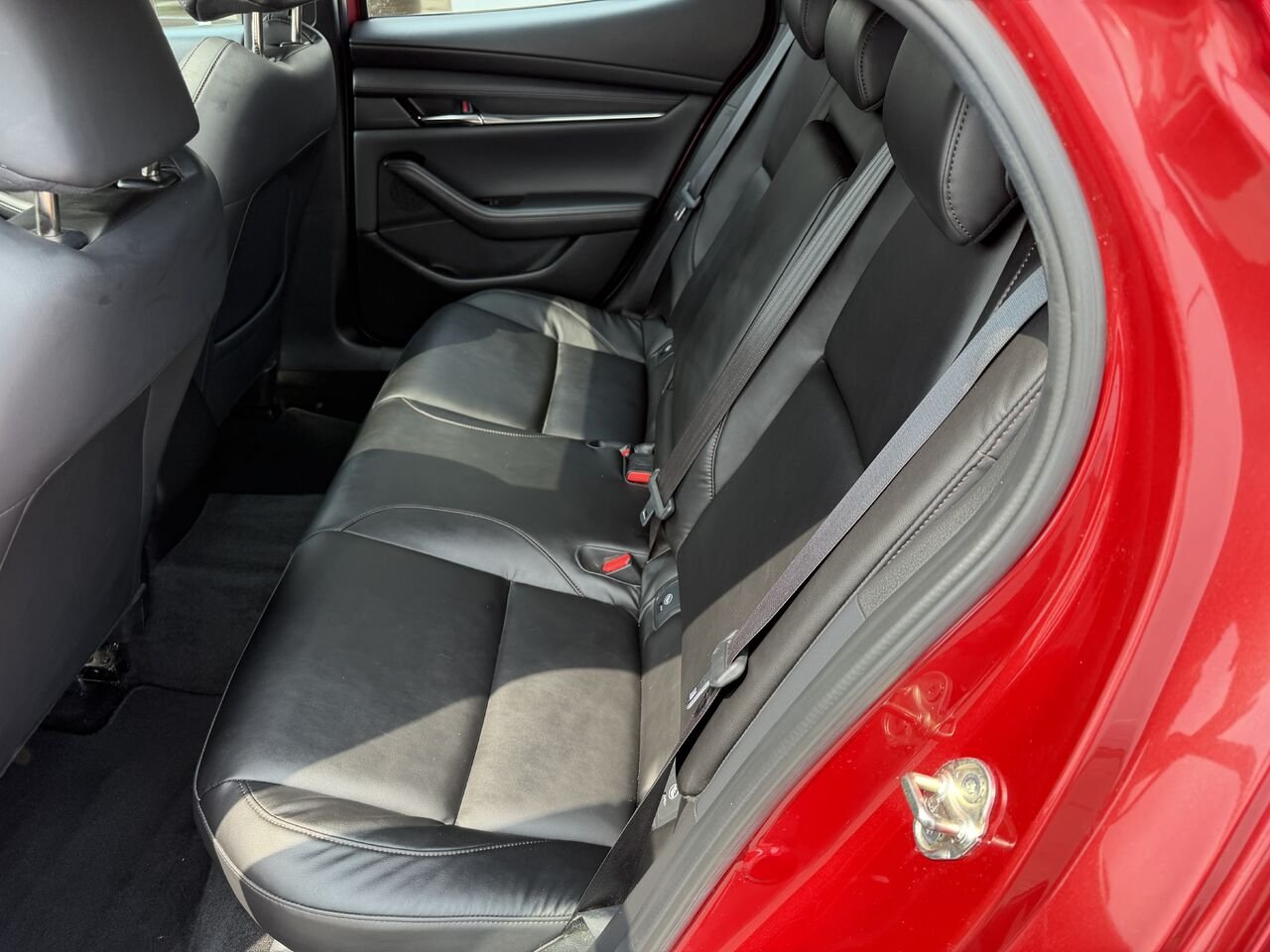 2025 Mazda Mazda3 Sport Red Lac Mégantic - photo #10