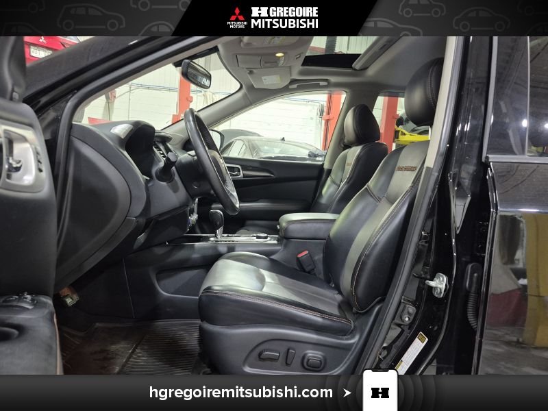 Nissan Pathfinder MA4357 | SL Premium * Rock Creek * AWD * Cuir * Toit * Cam 2020 Noir Laval - photo #13