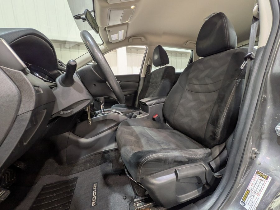 Nissan Rogue FWD 4dr SV 2016 Gris
