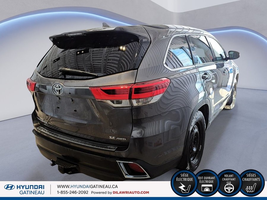 2017 Toyota Highlander 2017 Black