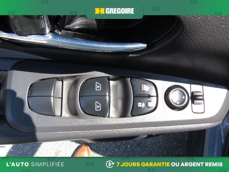 2024 Nissan Kicks Grey Laval - photo #13