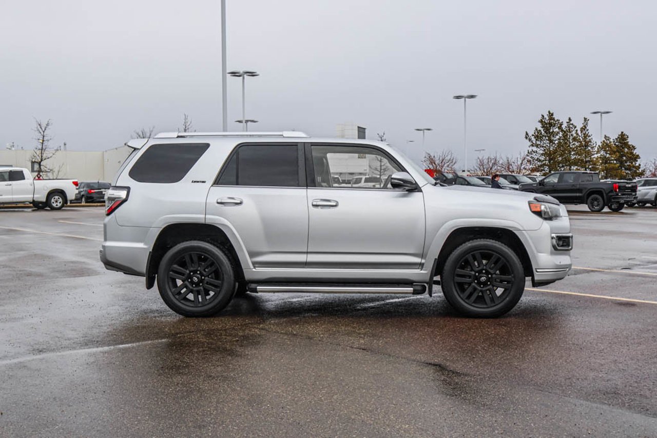 2014 Toyota 4Runner 4WD 4dr V6 SR5 Grey Sherwood Park - photo #9