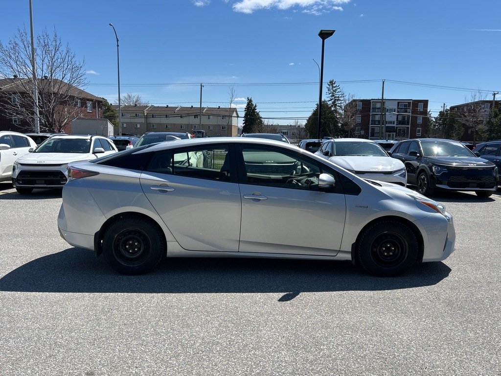 2017 Toyota Prius Grey Gatineau - photo #5