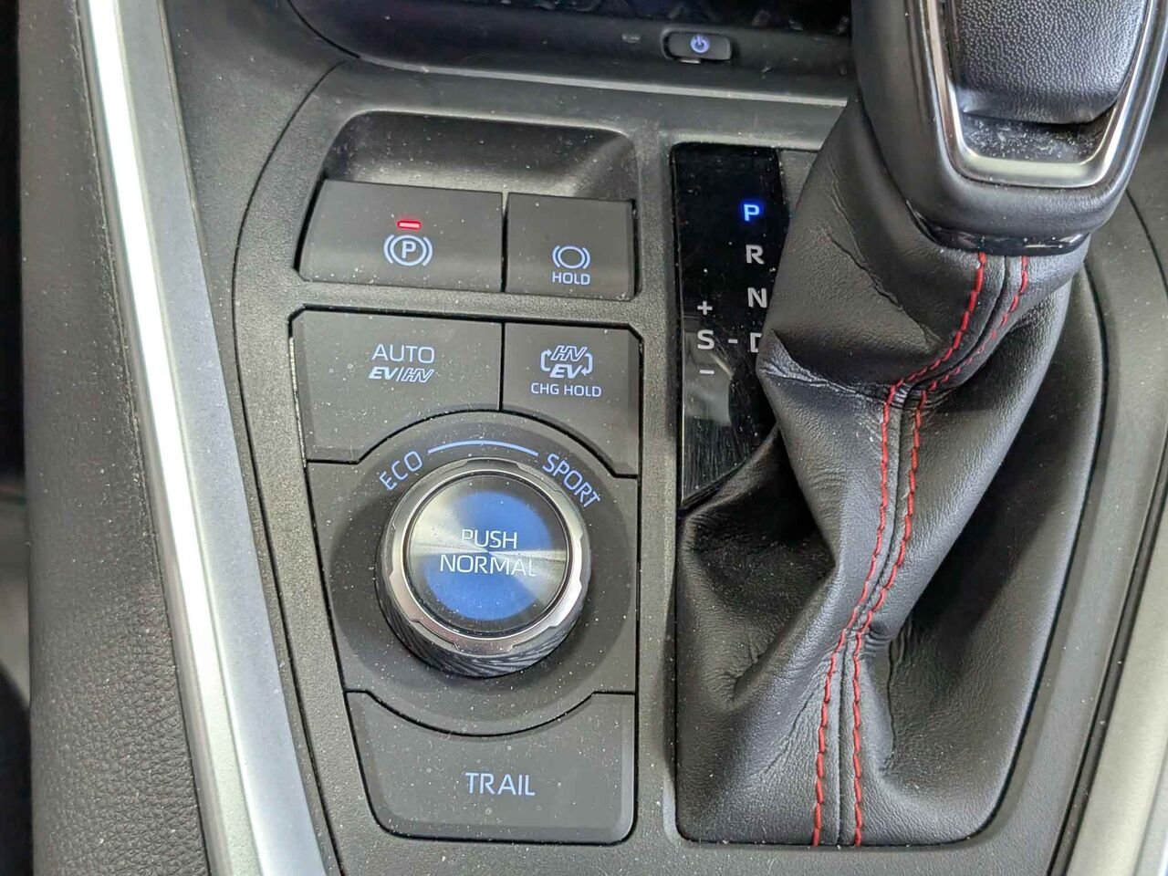 Toyota RAV4 Prime XSE PRIME-HYBRIDE BRANCHABLE/SIÈGES CHAUFFANTS/TOIT OUVRANT/VOLANT CHAUFFANT/AC BIZONE 2022 Gris Sherbrooke - photo #14