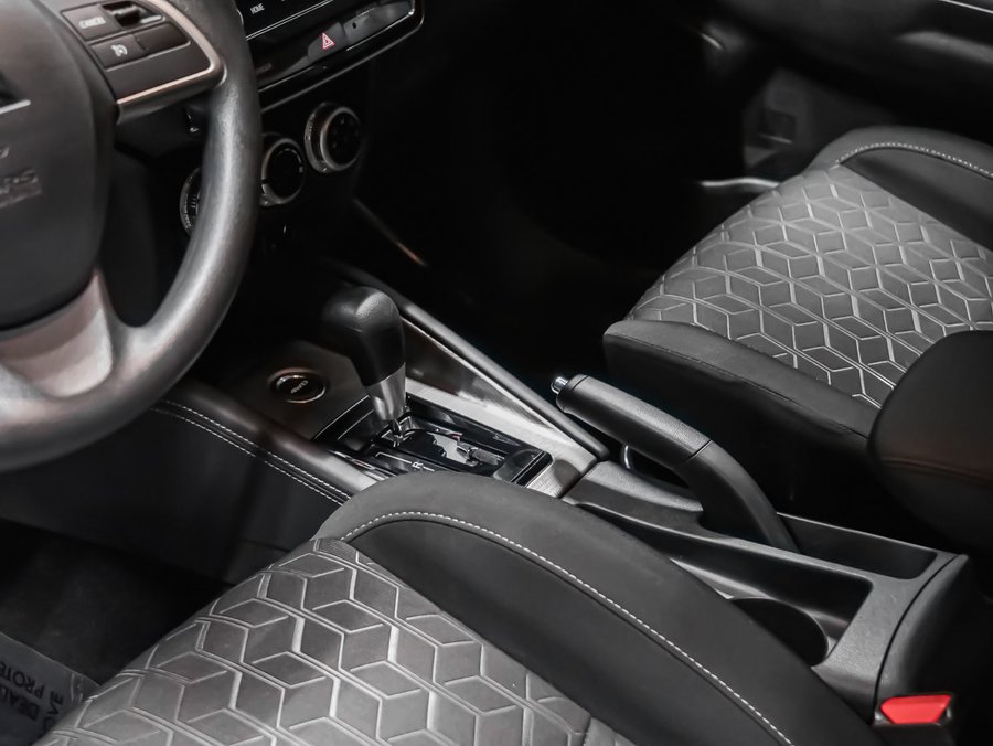 2023 Mitsubishi RVR ES AWC LED HEAD LAMP APPLE CAR PLAY Black