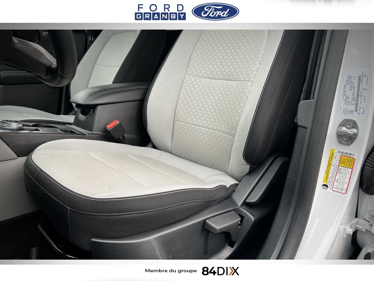 2025 Ford Escape White Granby - photo #12