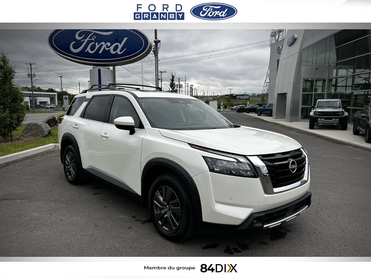 Nissan Pathfinder 2024 Blanc Granby - photo #0