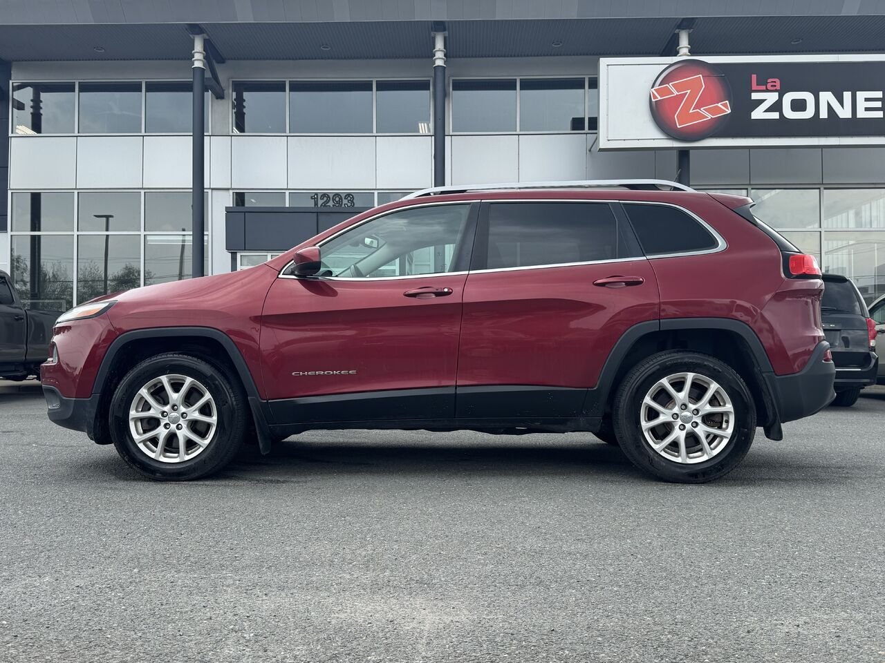 2014 Jeep Cherokee North 4x4 Red Granby - photo #2