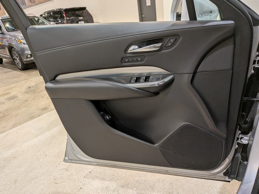Cadillac XT4 AWD 4dr Premium Luxury 2019 Argent Val-David - photo #34