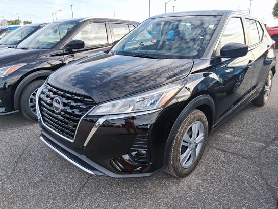 2024 Nissan Kicks S 2024 Black