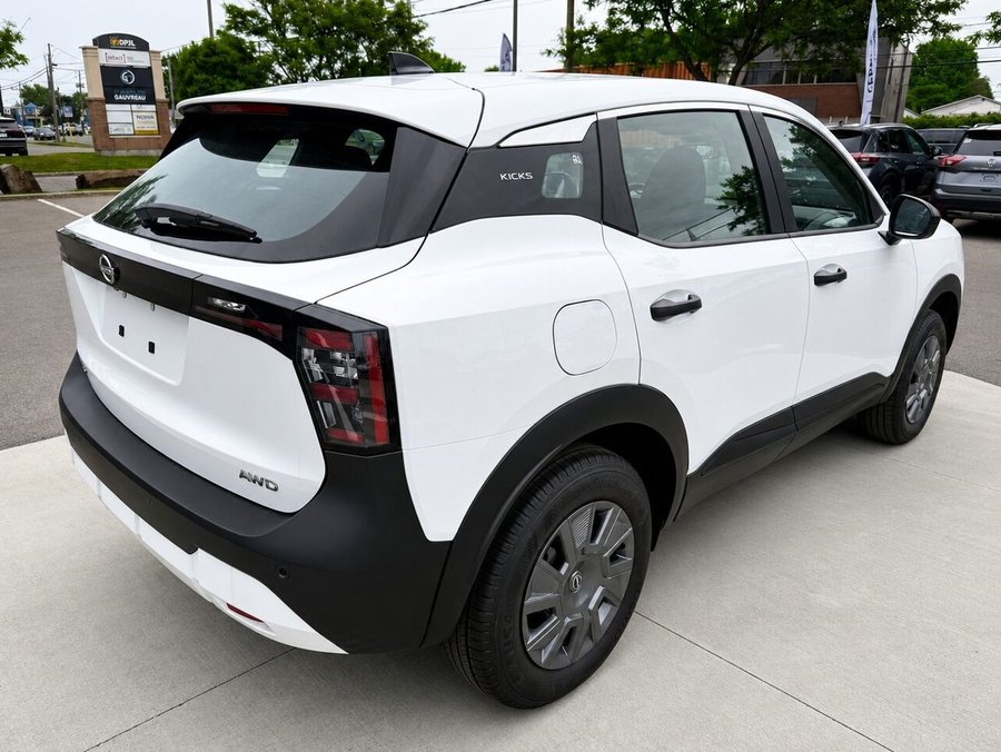 2026 Nissan Kicks 2026 Fresh Powder