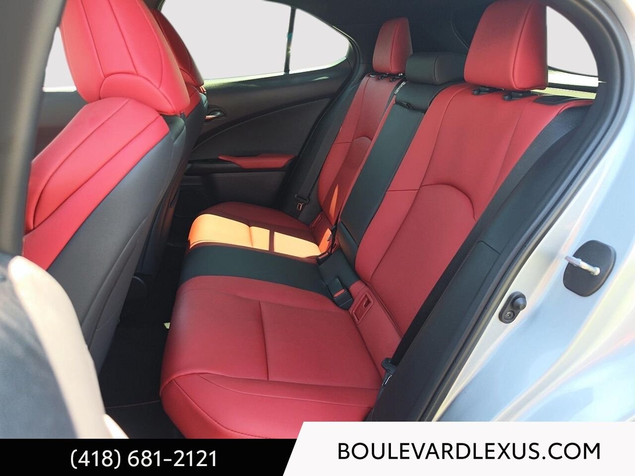 Lexus UX 601181 2025 Argent Québec - photo #19