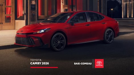 Toyota Camry 2026 : une berline hybride pensée pour les longs trajets sur la Côte-Nord