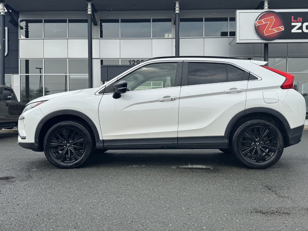 2020 Mitsubishi Eclipse Cross SE AWD Black Granby - photo #2