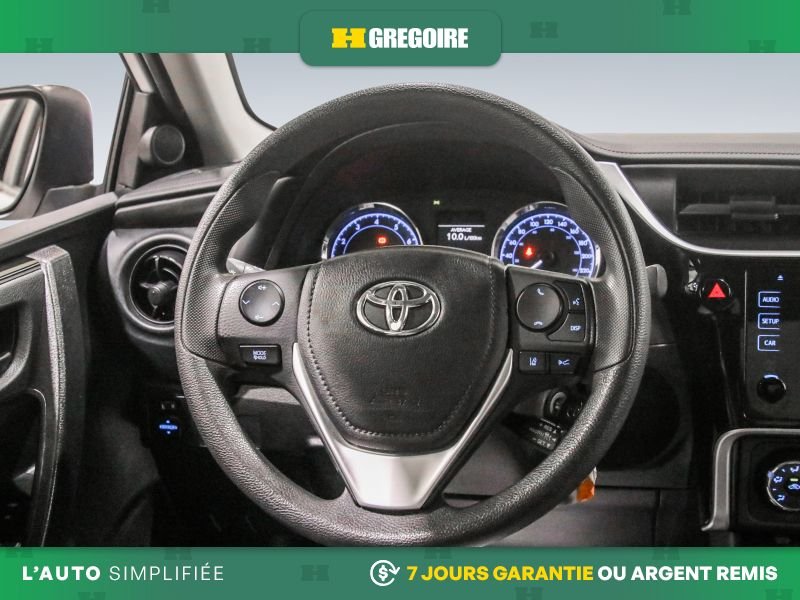 2019 Toyota Corolla White Blainville - photo #16