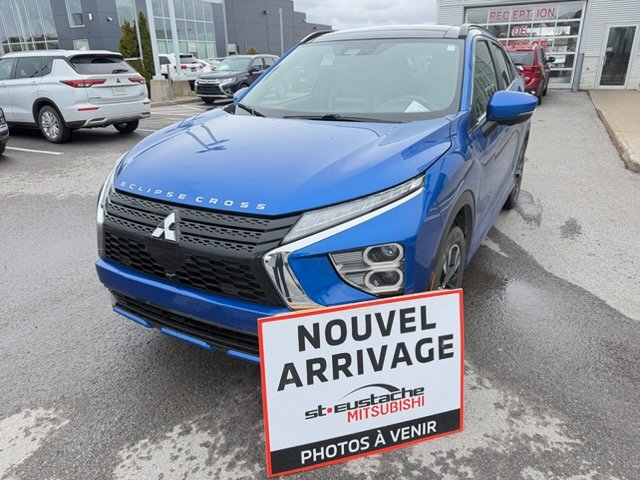 Mitsubishi Eclipse Cross GT S-AWC-CUIR-TOIT PANO-SIÈGES ET VOLANT CHAUFFANTS 2022 Bleu