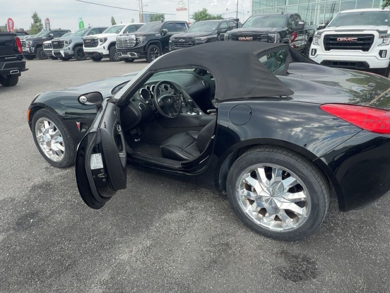 PONTIAC SOLSTICE Coupé 2 portes Cabriolet 2006 Noir Gatineau - photo #1