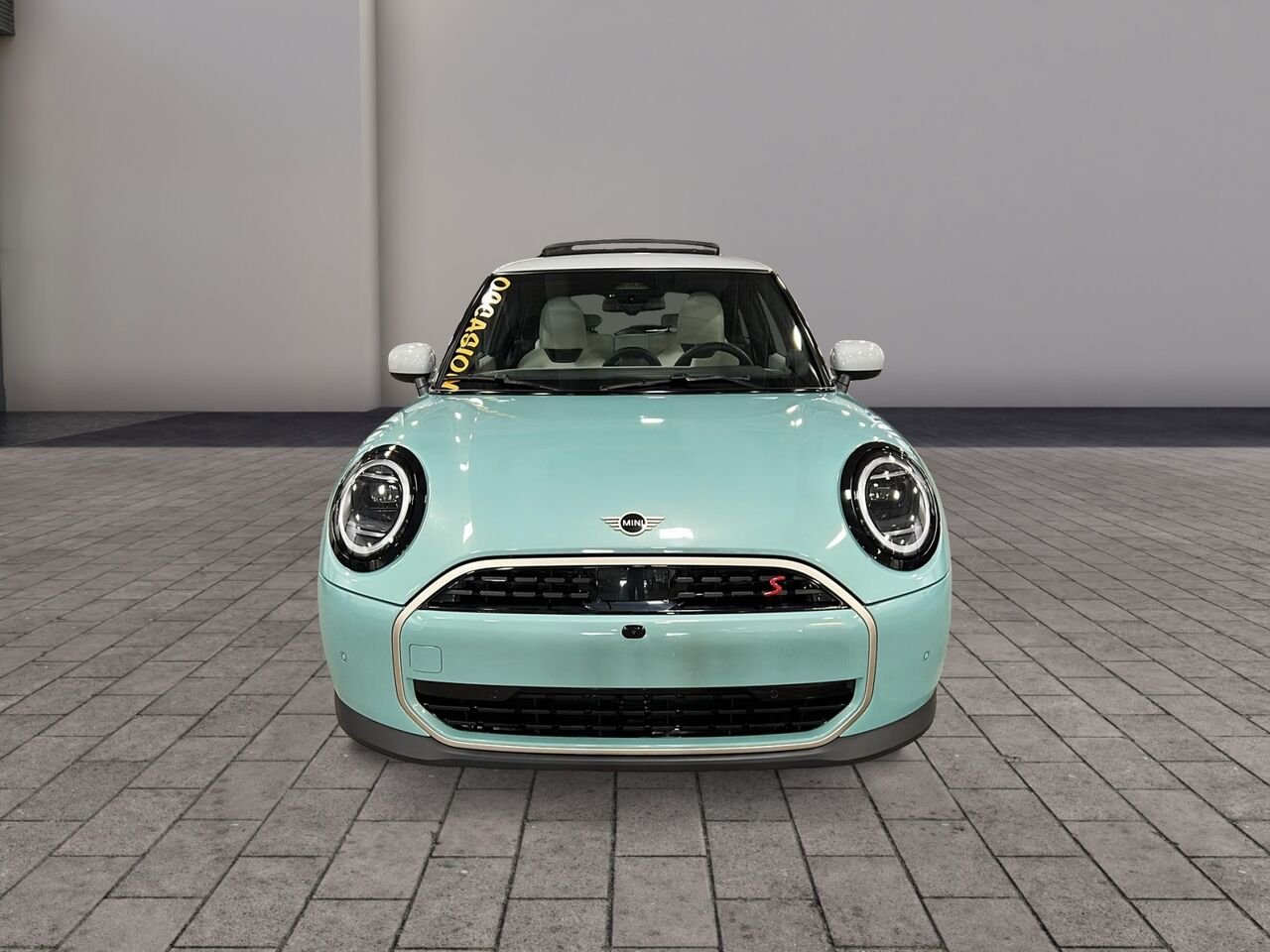 2025 MINI COOPER S Green Québec - photo #1