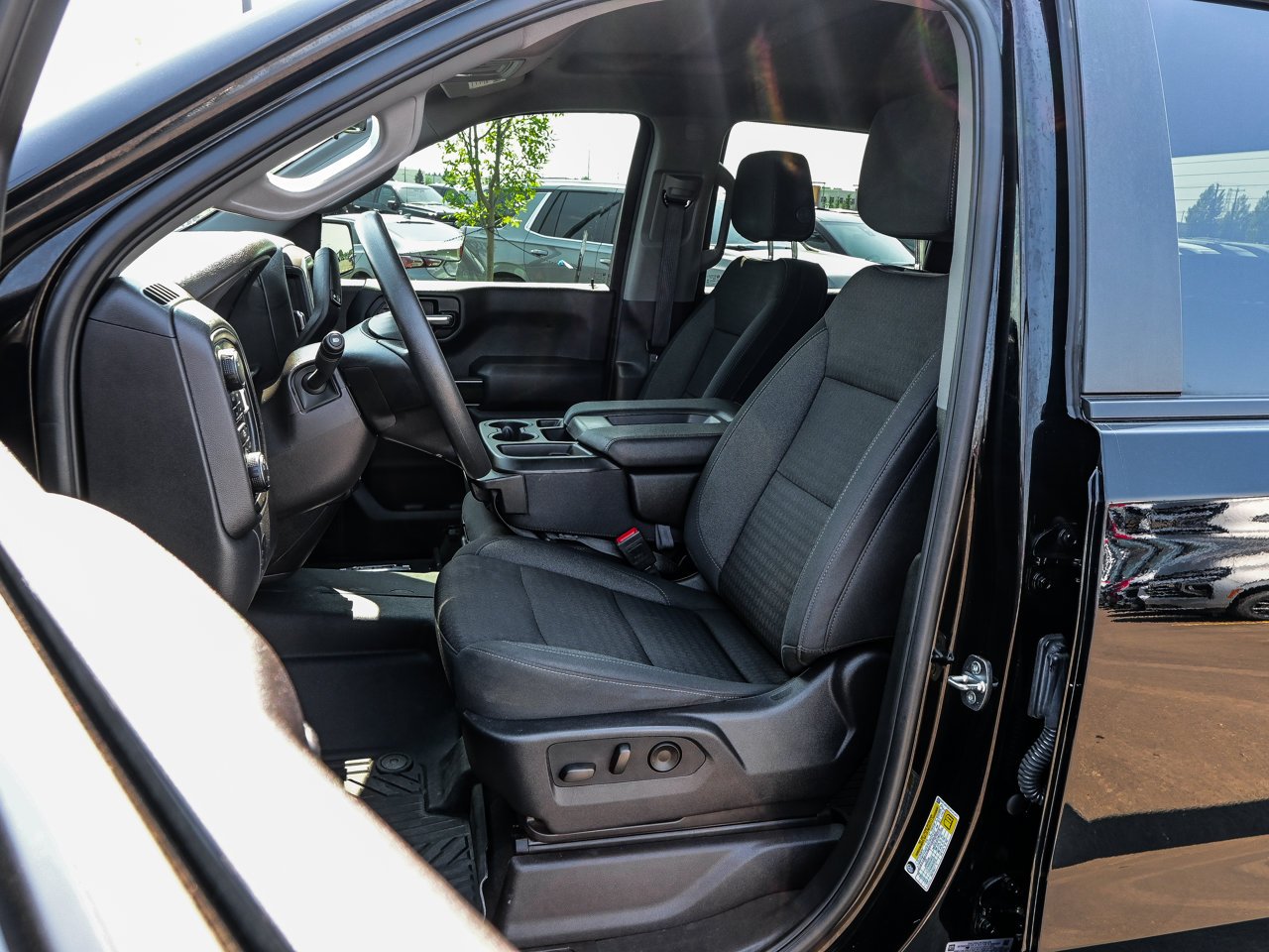 2024 Chevrolet Silverado 1500 4WD Crew Cab 147 Custom Trail Boss Black Sherwood Park - photo #20