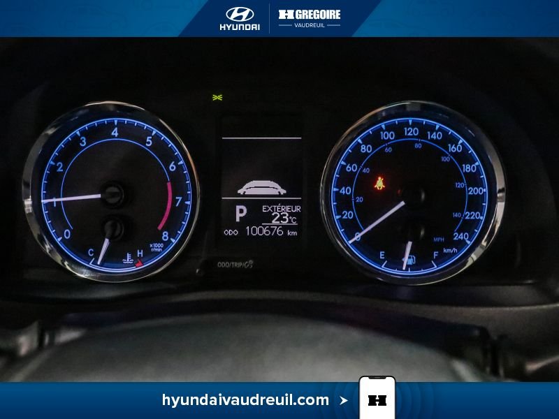 2018 Toyota Corolla Blue Laval - photo #23