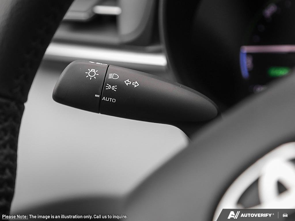 2026 Toyota Sienna 2601588 | LE White Edmonton - photo #24