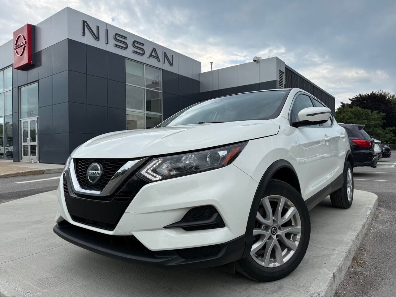 2023 Nissan Qashqai S TA CVT White Châteauguay - photo #0
