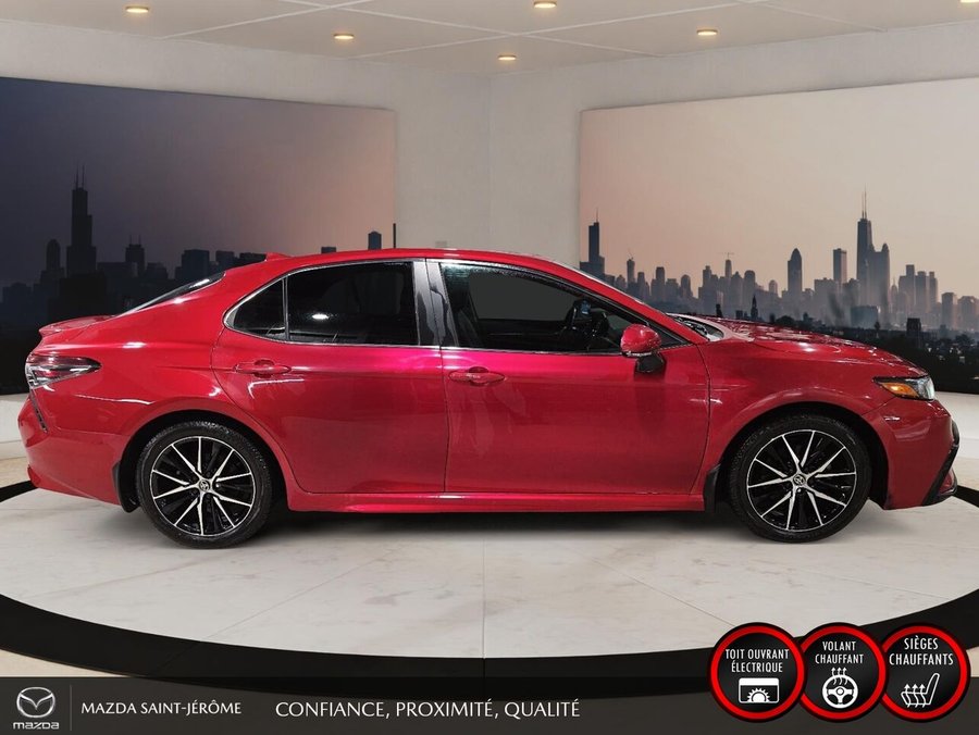 Toyota Camry SE | AWD | CUIR | TOIT OUVRANT | 2021 Rouge