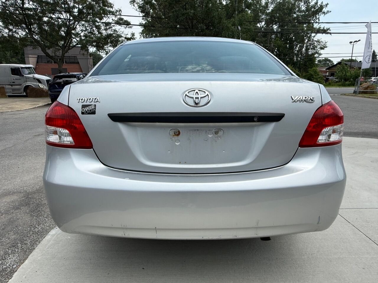 Toyota Yaris Berline 4 portes BM 2009 Argent Châteauguay - photo #5