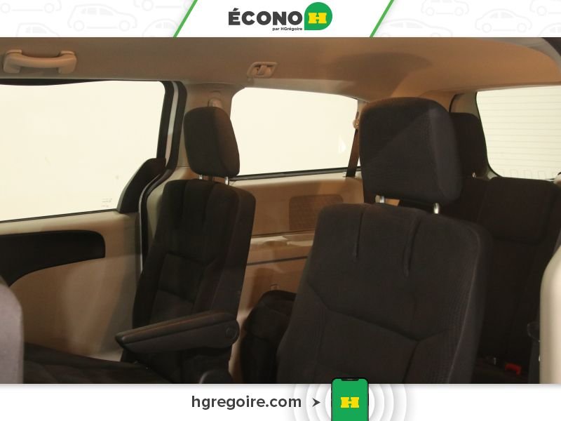 2017 Dodge GR Caravan White Laval - photo #16