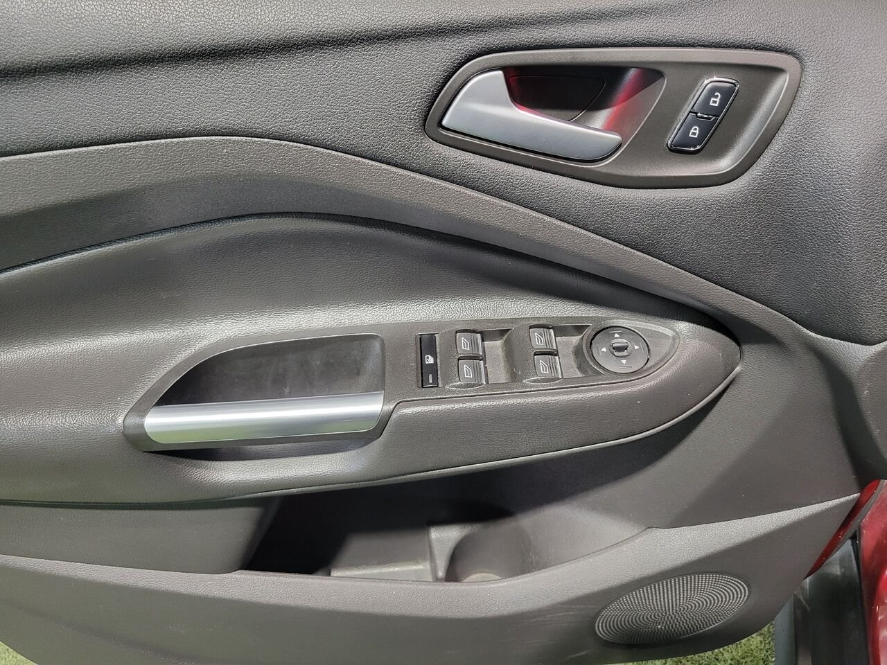 Ford C-Max Énergie 2016 Rouge Longueuil, - photo #9