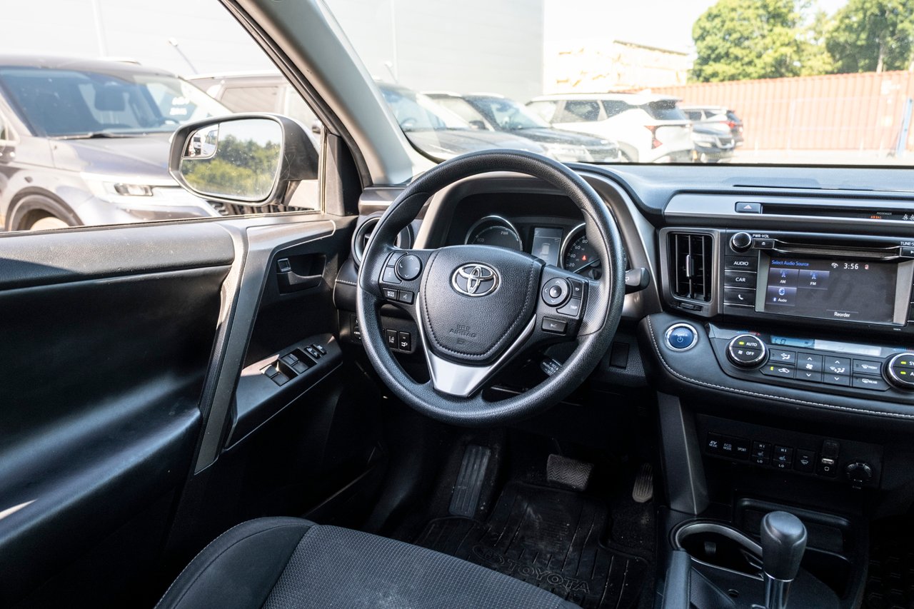 Toyota RAV4 2018 Gris Gatineau - photo #22