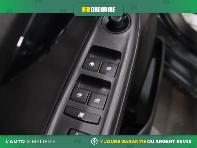 Chevrolet Spark 821702 | LT AUTO A/C MAGS CAM RECUL BLUETOOTH 2020 Gris Laval - photo #18