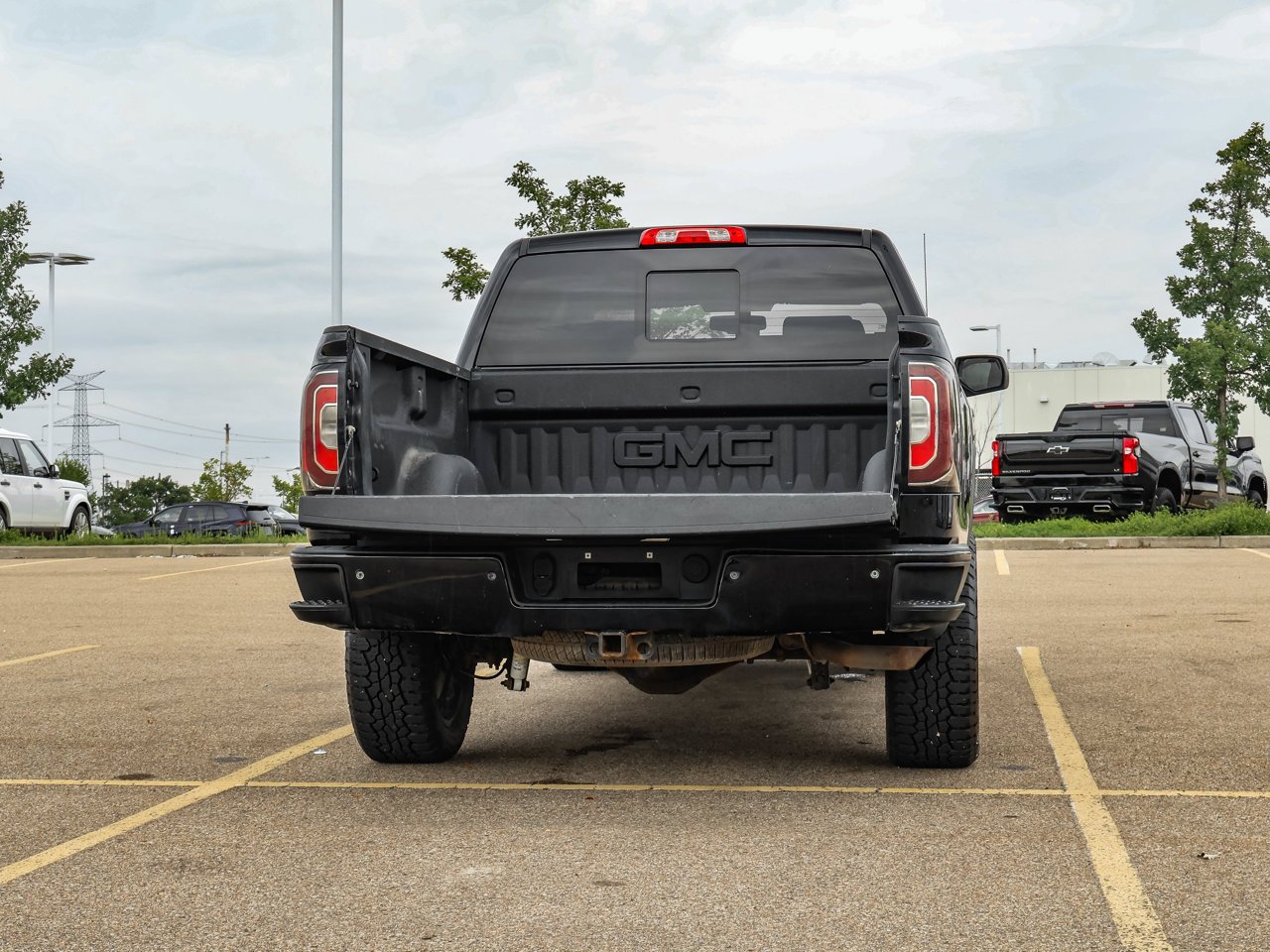 2016 GMC Sierra 1500 4WD Crew Cab 143.5 SLT Black Sherwood Park - photo #8
