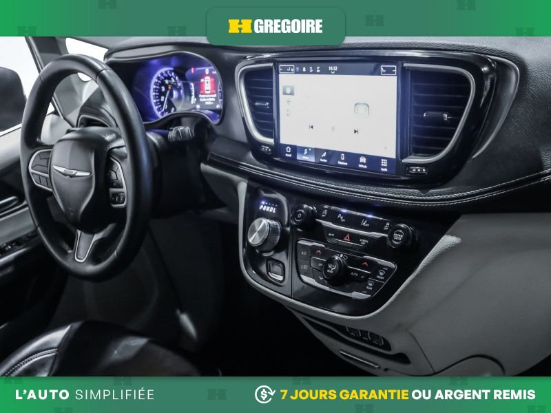 2023 Chrysler Pacifica White Blainville - photo #25