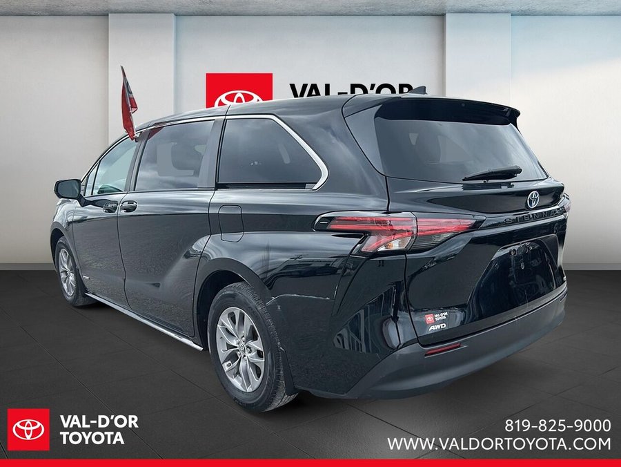Toyota Sienna LE TI 8 places 2021 2021 Noir