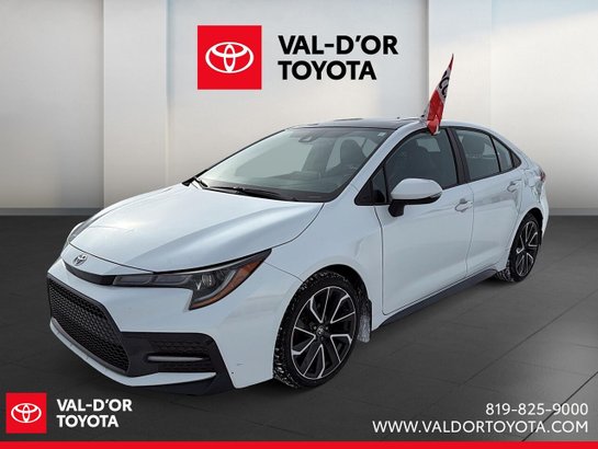 Toyota Corolla XSE 2022 2022 Frisson glacé nacré avec toit noir